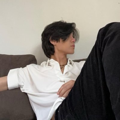 jeffyeol's profile picture. CARAT-L 🇱🇰