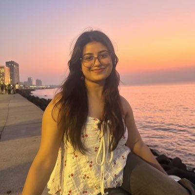 DeepanshiKukkar's profile picture. pick me, pretty please https://t.co/b80sVxM1PD