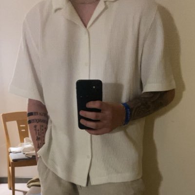 Hulten81's profile picture. oskön hockeyspelare som har depression kram