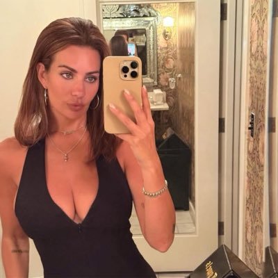 juliana_costa34's profile picture. 