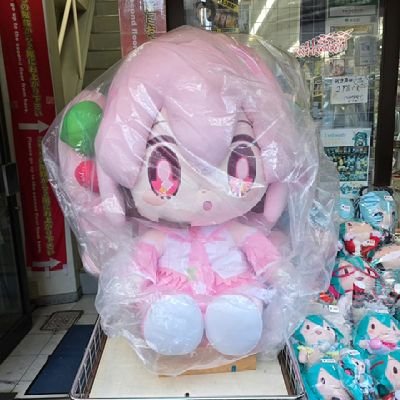 poolee121's profile picture. 