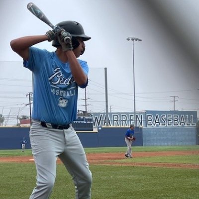 FrankJrVaz_2029's profile picture. Warren High Baseball 
C/O 2029
RHP/OF/1B
franciscojr.vazquez@yahoo.com