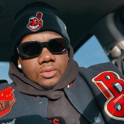 DrewOutTha90302's profile picture. 