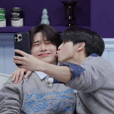 ayenjajan's profile picture. #스키즈 🇲🇨221112 221113 241221 🇸🇬240928 🇰🇷251018 251019 🔜