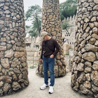 bykylerayner's profile picture. There is no place for fear anymore ⚡️