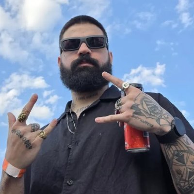 caiomowl's profile picture. 陰陽 ☯

design × streetwear × futebol