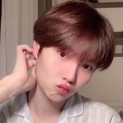 iiknp_'s profile picture. แอครอง ของ {@aipungeiei_} ฝากติดตามแอคนี้ด้วยน้า มัมหมียัยเคะ🐰💖