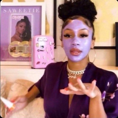 anaisacsm's profile picture. 