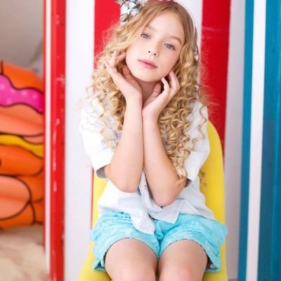 CopseyMira16187's profile picture. Cute Little Actress💃
Good in all kinds of tasty pizza 🍕 vids