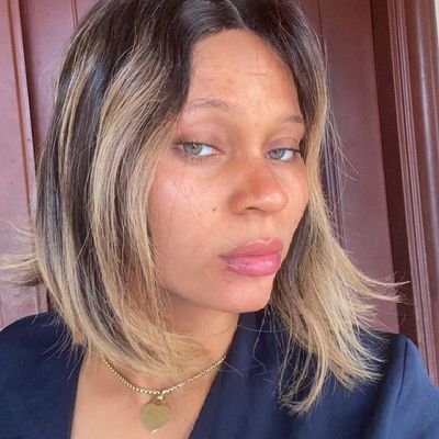 Maesaratie_'s profile picture. The happening girl⭐

Child psychologist, Educator, Lover of books