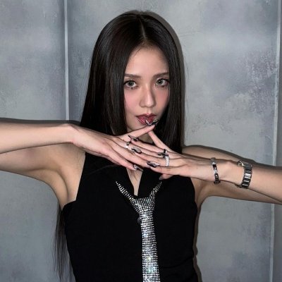 _flwrkjs's profile picture. ✧   .﹙ blackpink 🤍﹚ㅤ
rujinu  🐾𓈒۟ ͚  sablivari