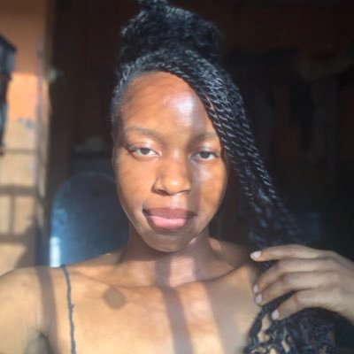 violuettee's profile picture. ❄️❄️❄️❄️