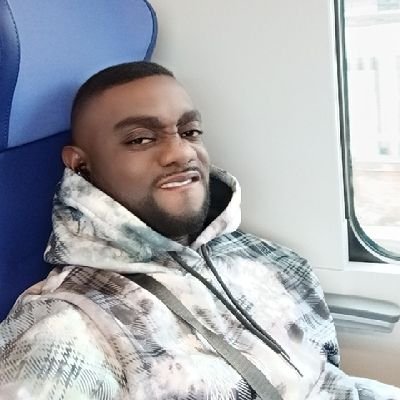 TReeves41504's profile picture. This is the star 🌟 on the liberian flag/
lay girl lem sugar.