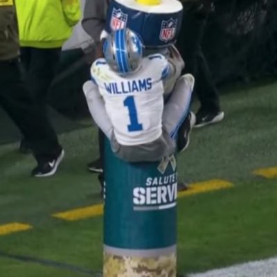 jamoenjoyer's profile picture. Coen Carr saved my broke ass life #JAMOWR1 #PICKENSFC