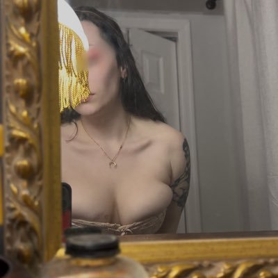 SylviaBelle's profile picture. Curvy, cuddly, part-time girlfiend. Bisexual, bilingual, big…. heart 🩷🩷contact@sylbelle.com 💌 i like learning things!!!!!