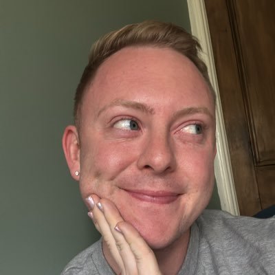 benchapman123's profile picture. Absolutely fumbling life 🫶🏼