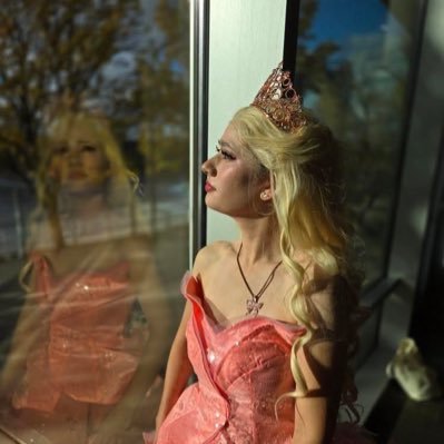 _LunarLex_'s profile picture. 🌜| i eated beaf | they/them | 23 | confirmed #1 lex foster fan and #1 black friday fan | aroace | agender | CEO of Dave