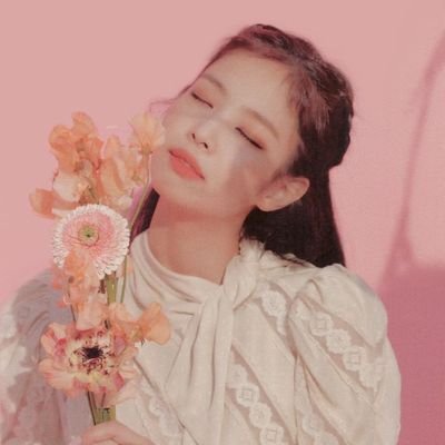 AKalakhe72228's profile picture. ❄️Daydreamer 🍷  ❄️ Ruby  ❄️ Blink