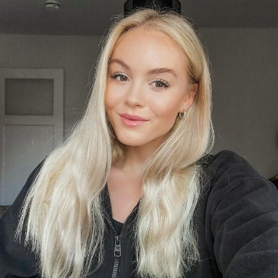 Anna_ab22's profile picture. Youth knows no failure; confidence creates brilliance.