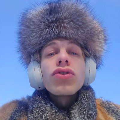 james09255's profile picture. Your dream cyber-hungboy 🥹I'll be your boyfriend or your sweet boy 😊🥹