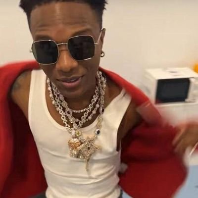 DyJago2's profile picture. hustling for the Bix Bax 💼