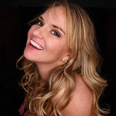 ItsTorTor11's profile picture. Dentist, DMD-MPH | 2x time Cane Grad🙌🏼 | Public Health |Dade County Born & Raised 305