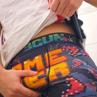 HiomHom49692's profile picture. plovyot