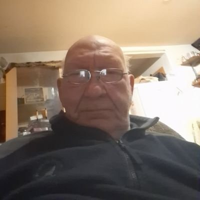 michael52496887's profile picture. Spende für schwehrkrankes 7 jähriges mädchen mit lebertumor die unbedingt operiert werden muss die mama verzweifelt muss selbst zahlen keine verdicherung