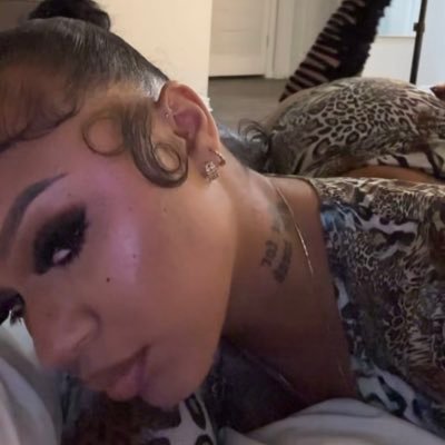 cosmiilly's profile picture. dm for content.😝