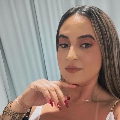 julianamayavlw's profile picture. O céu e o limite 👩🏻‍✈️ ✈️                                                                                                      Nem toda dor e constante 💝  |