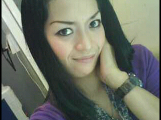 YanthieAthar's profile picture. 