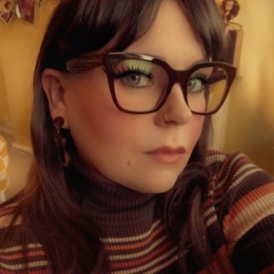 _GirlAboutTown_'s profile picture. 60’s and retro lover. Rainbows. All Things Mod. Music, Northern Soul. Indie. History nerd. I smile at dogs. In love with my 1875 Bluenose Mod 🧒🏻🥰💙🥰⚽️