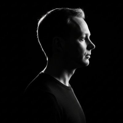 jaroncollis's profile picture. 