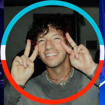 lazyyandlouie's profile picture. 𝟏𝟏:𝟏𝟏 | ↱ he drives fast just to feel It; he drives slow if the song’s not over | gêmeo perdido do tim drake