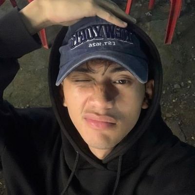 skaetched's profile picture. 