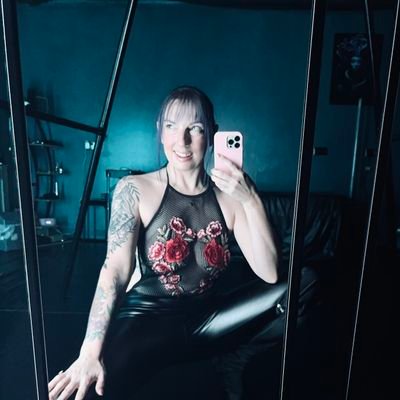 Goddess337226's profile picture. 