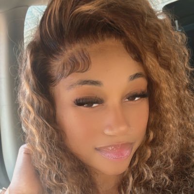 __noiva's profile picture. IG : @nnoi.va 🤍