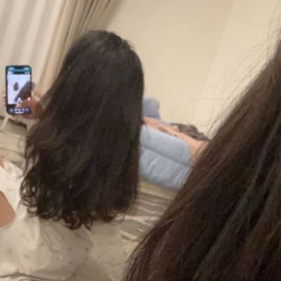 awashiii77's profile picture. 