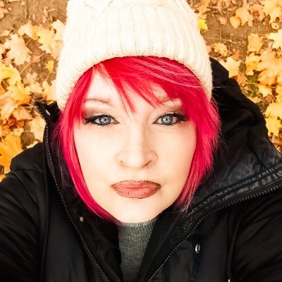 CallMeCatFlake's profile picture. applied linguist. applied behaviourist. applied atheist. cis woman 👡 
the worst. the best. the first. the last. (bonus rhyme for the 🇺🇲ns)