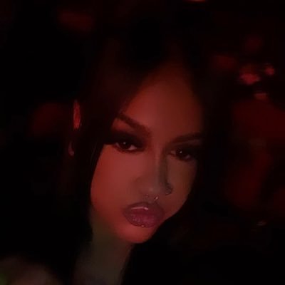 prettyleezy's profile picture. im actually A.I