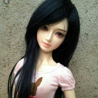 Magenthea's profile picture. 