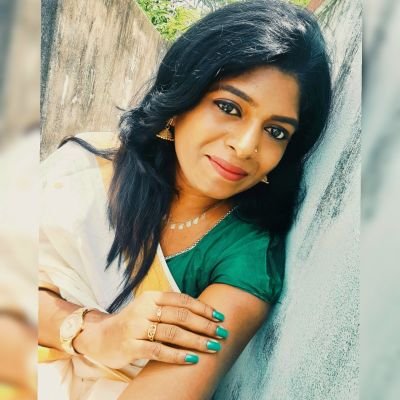 who_JSS's profile picture. தமிழுக்கும் அமுதென்று பேர்💜Social Justice & Analysis|Against Women&Child Abuse|Makeup Artist/Biker girl/love Cooking/Interiors/Sports/Travel/Politics🎗🎗🎗🎗🎗