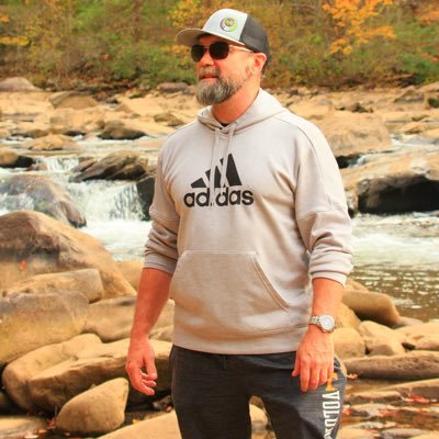 volpb77's profile picture. Realtor, RCC, CNHS, Affiliate Broker. Chattanooga, TN. #GBO 🍊🍊🍊