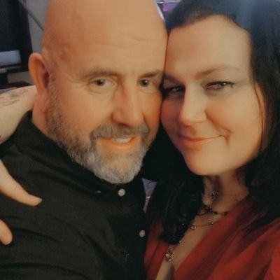roxyfox140978's profile picture. Music loving mum of five Claylets 💕Animal lover* cricket 🏏 snooker 🎱 Football 🖤🤍⚽
Rum Drinker, dancing queen 💃🏻🎶

Bonnie's Mum 🎀🤎🤍🐶

Bit bonkers. 💋