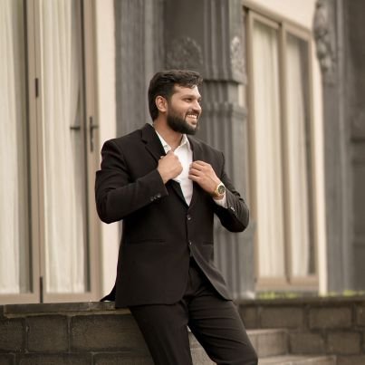 _tejasmane's profile picture. Site Reliability Engineer @zapier | Ex- @aws | DevOps/Cloud/SRE | tweeting my thoughts 💬