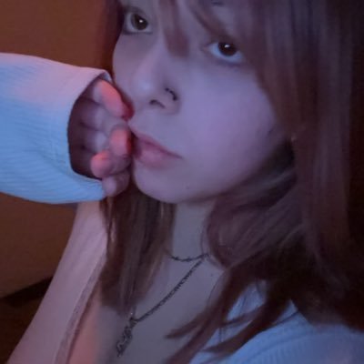 Brinafruit's profile picture. $75/100 @brinablossom $11 PRIVATE aka Brinaa your fav redhead•ish (19) my 🍒’s are big but my ❤️ is bigger! 18+ ONLY ♡ i’m very much bi and yes i sell ( ˘ ³˘)♥︎