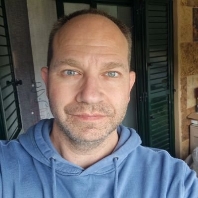 matescercanas's profile picture. AMADEO ARTACHO.
Profesor de Matemáticas.
Tengo un blog desde hace 11 años, un canal de YouTube, y voy por ahi contando cosas de Matemáticas.