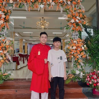 XunHng889201's profile picture. 