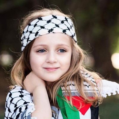 hams330077's profile picture. نحن قومٌ جُبلَت طينَتنا بعزة النّفس ...
فلا كُل العيون تَروينا ، وما كُل ما لمع يُغوينا ...
و ما أغرى غيرنا لا يُغرينا ...