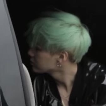 yoongispetal's profile picture. just trying to survive my silly little adult life | 🔞 minors dni!!